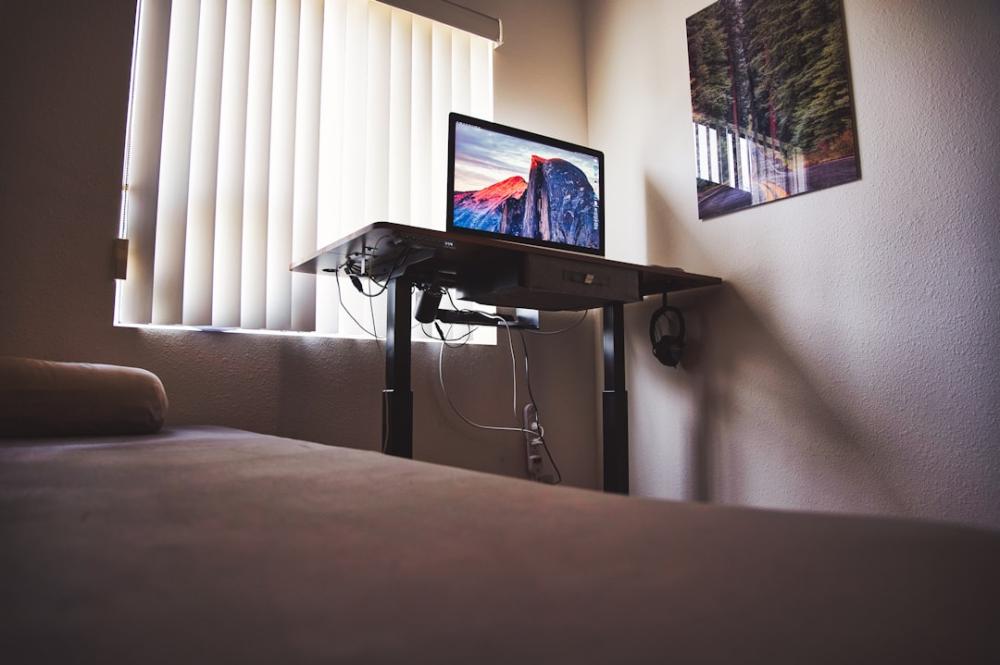 Bedre plads og funktionalitet med en køjeseng med skrivebord